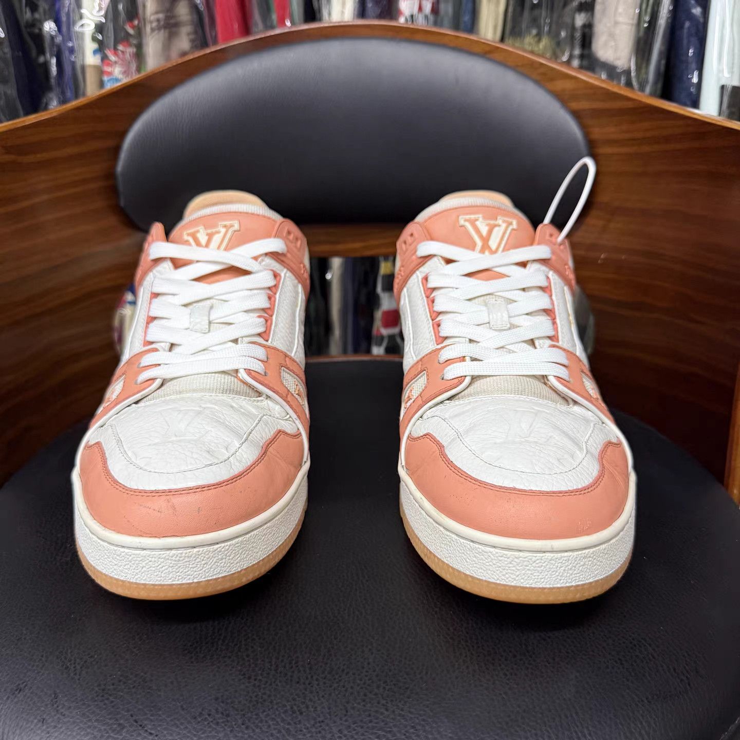 Louis Vuitton Louis Vuitton Trainer White Pink Peach K15 Size US 10.5 / EU 43-44 - 2 Thumbnail