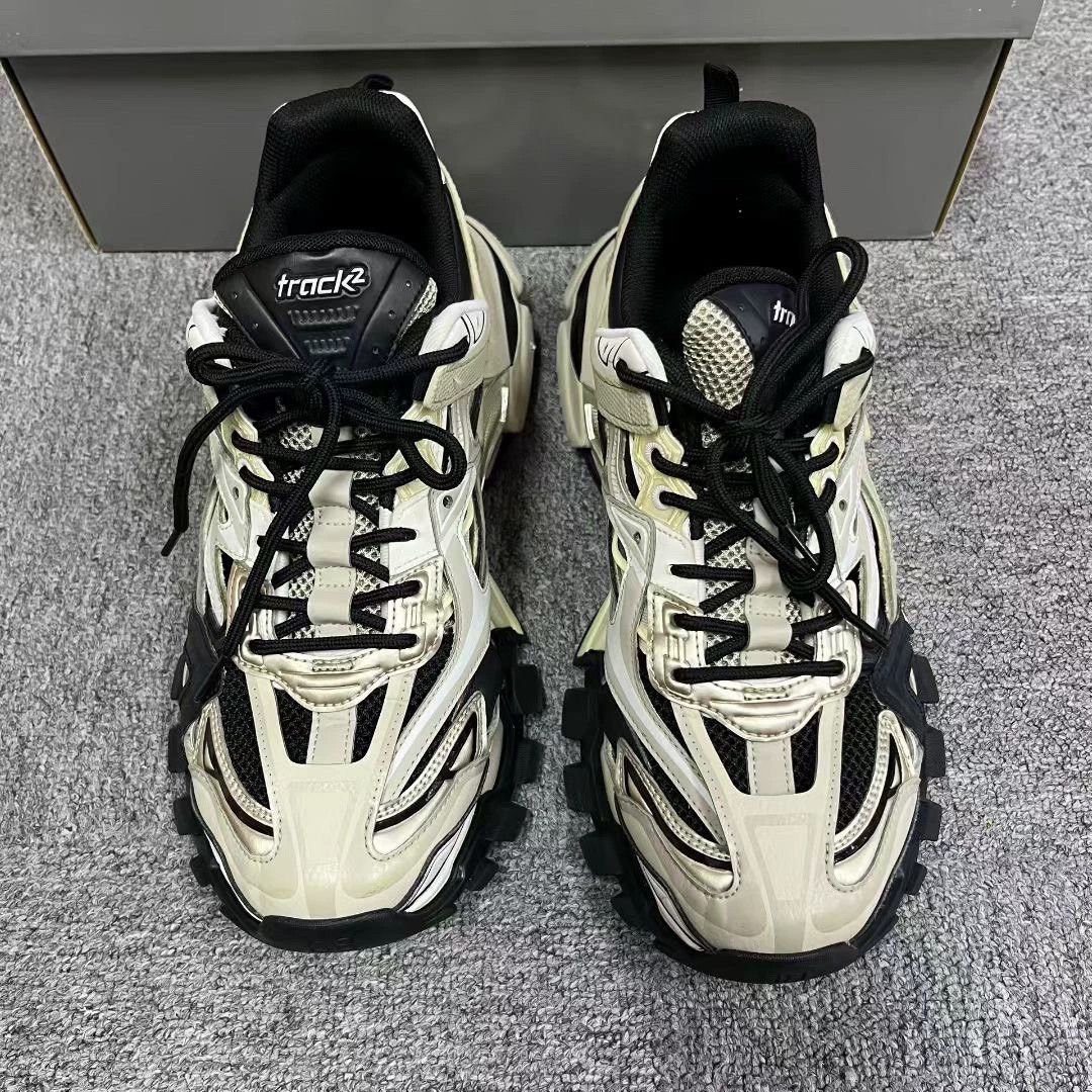 Balenciaga balenciaga track 2.0 low top casual shoes Size US 10 / EU 43 - 3 Thumbnail