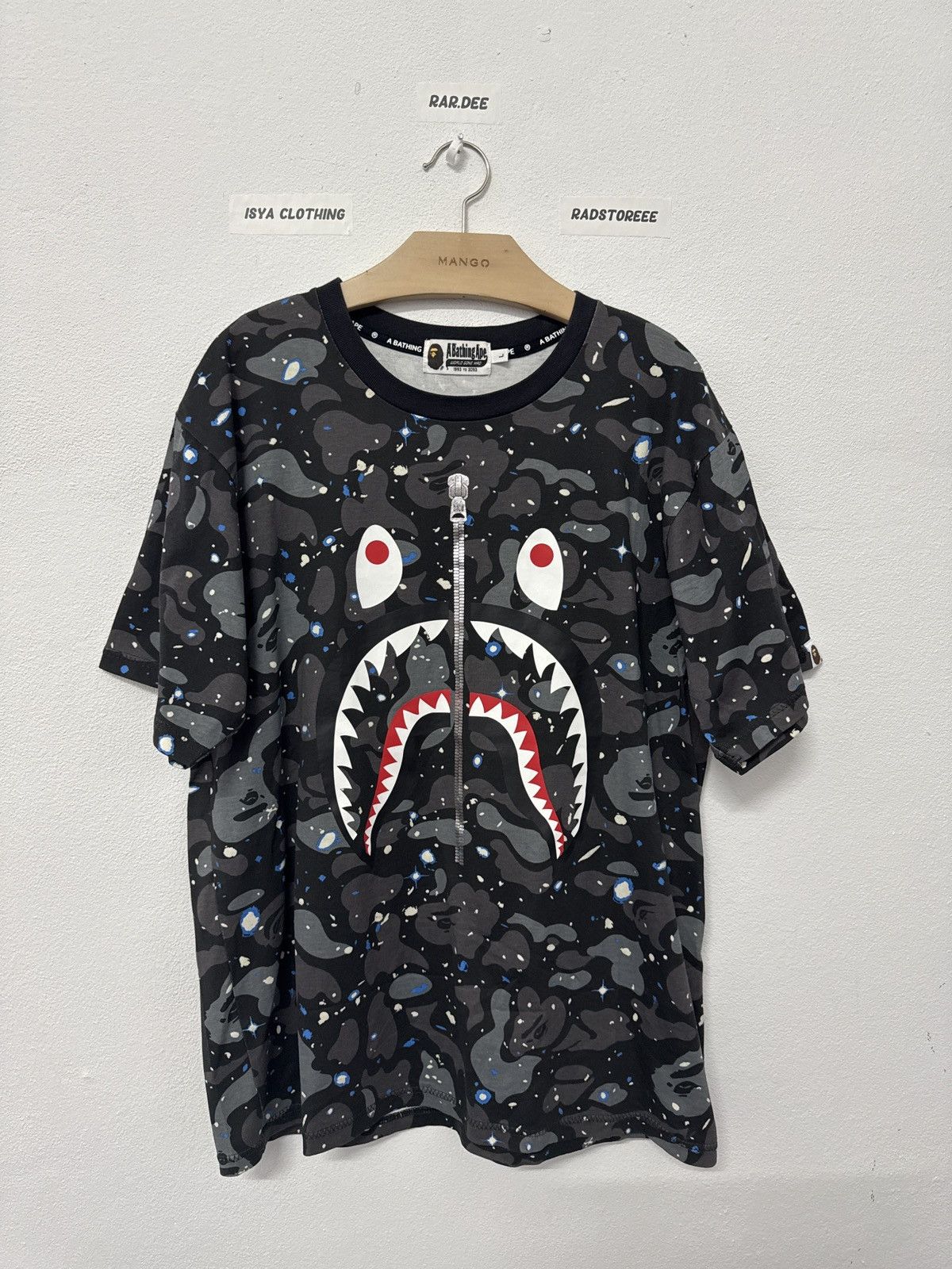 Bape A Bathing Ape Shark Glow In the Dark Tee Size US L / EU 52-54 / 3 - 1 Thumbnail