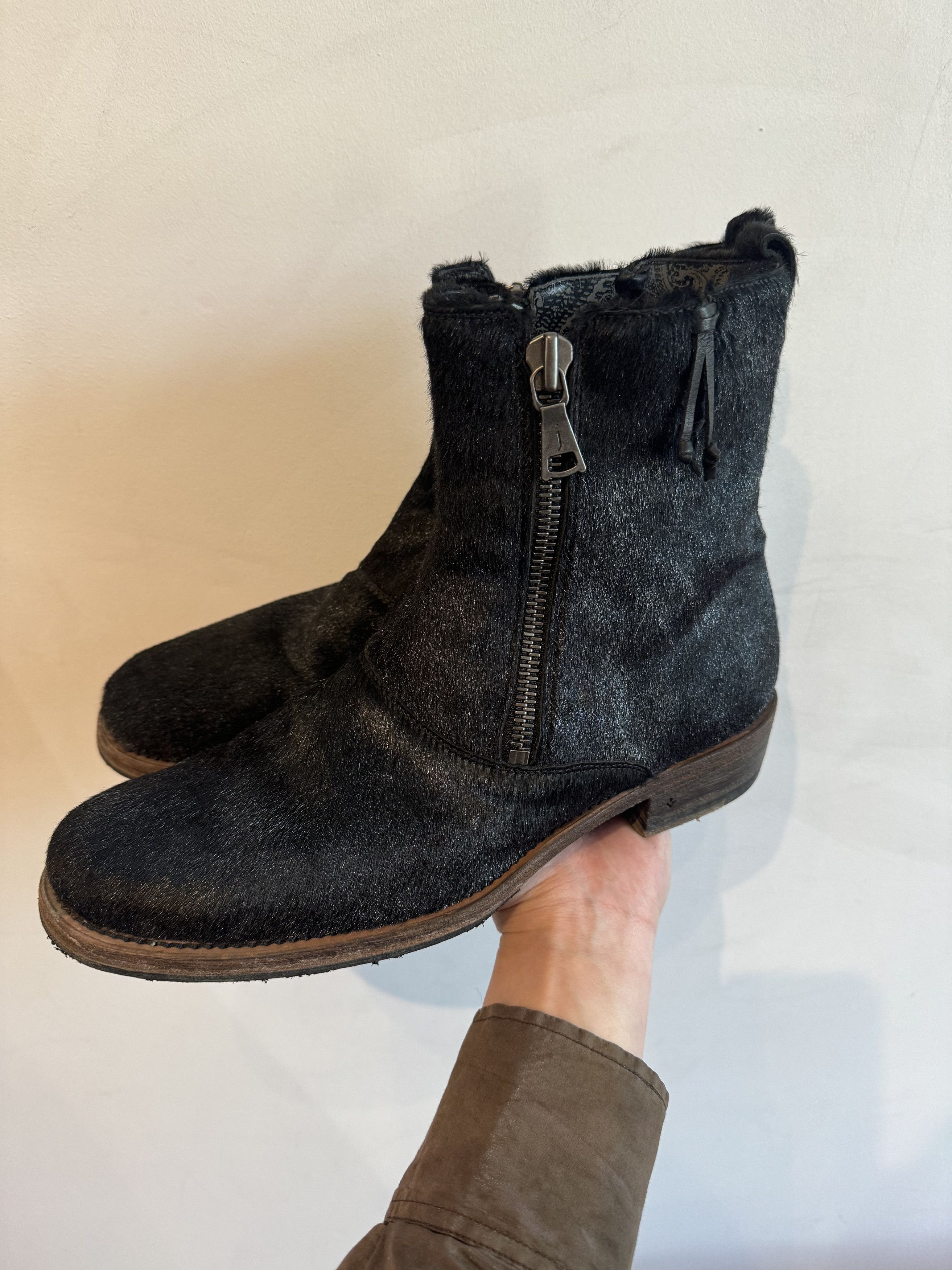 John Varvatos Collection Parisian Ponyhair Boots US 9