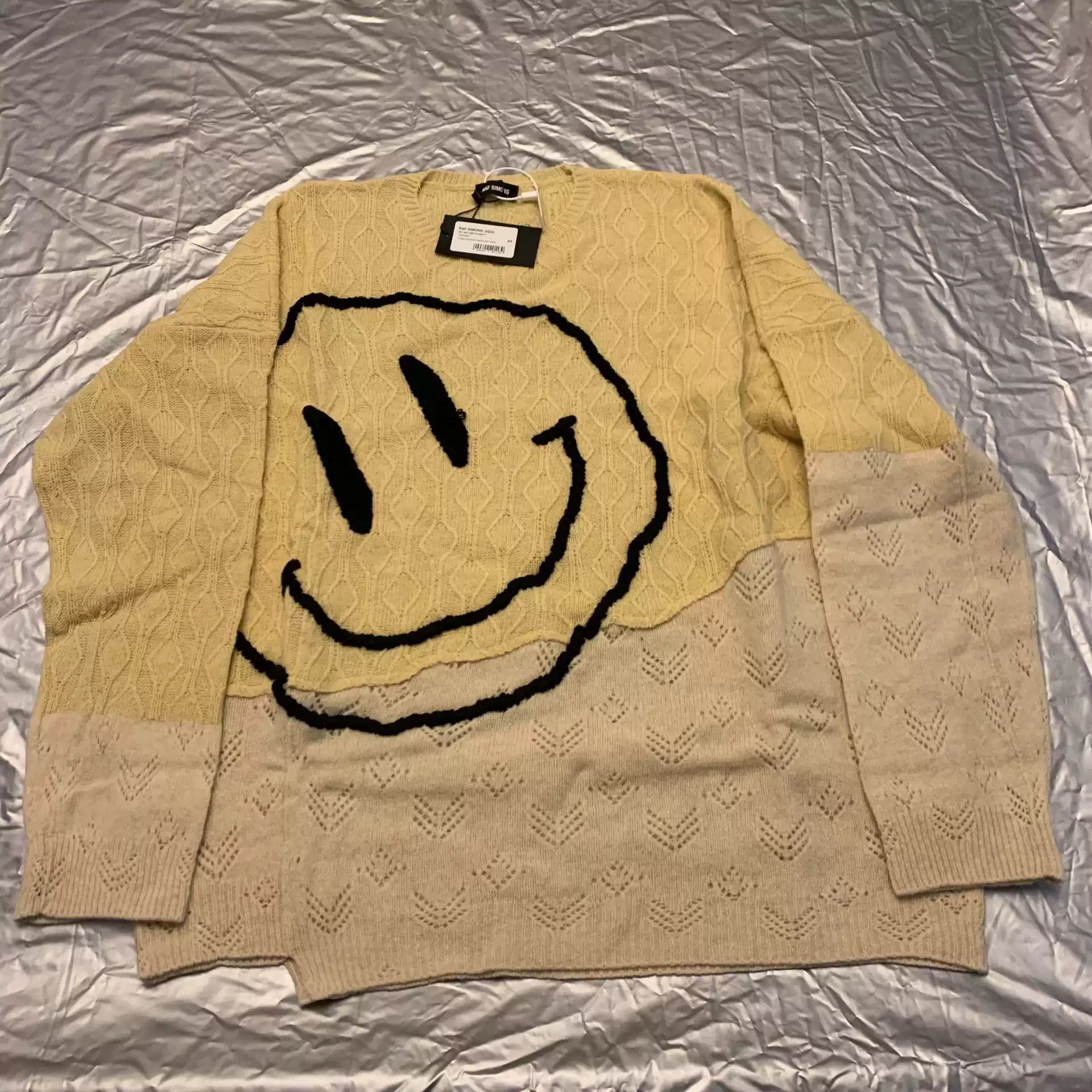 Raf Simons Raf simons sweater smiley face sweater | Grailed