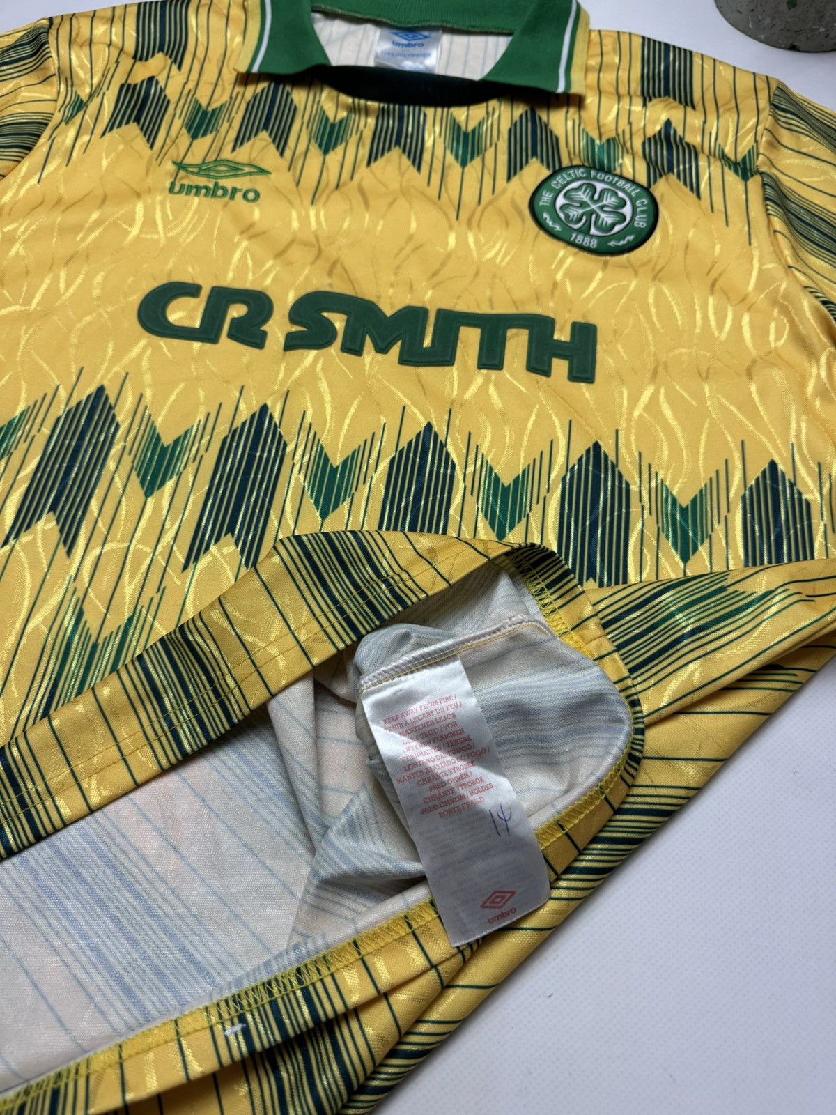 Umbro × Vintage Rare vintage soccer jersey umbro Celtic y2k (fake) Size US XL / EU 56 / 4 - 8 Thumbnail