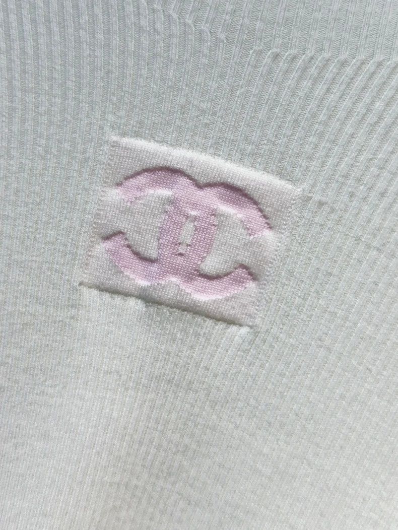 Chanel Chanel Ski series white 38 yards pink logo long sleeves Size XS / US 0-2 / IT 36-38 - 5 Thumbnail