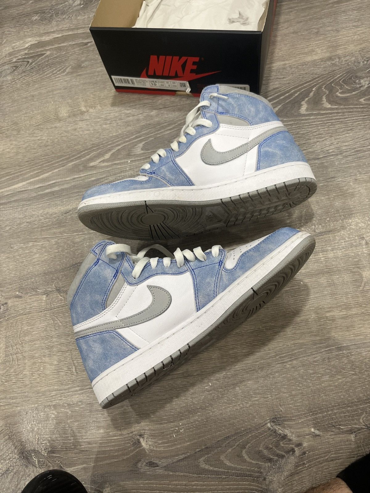 Jordan Brand Jordan 1 Hyper Royal Size US 10 / EU 43 - 5 Thumbnail