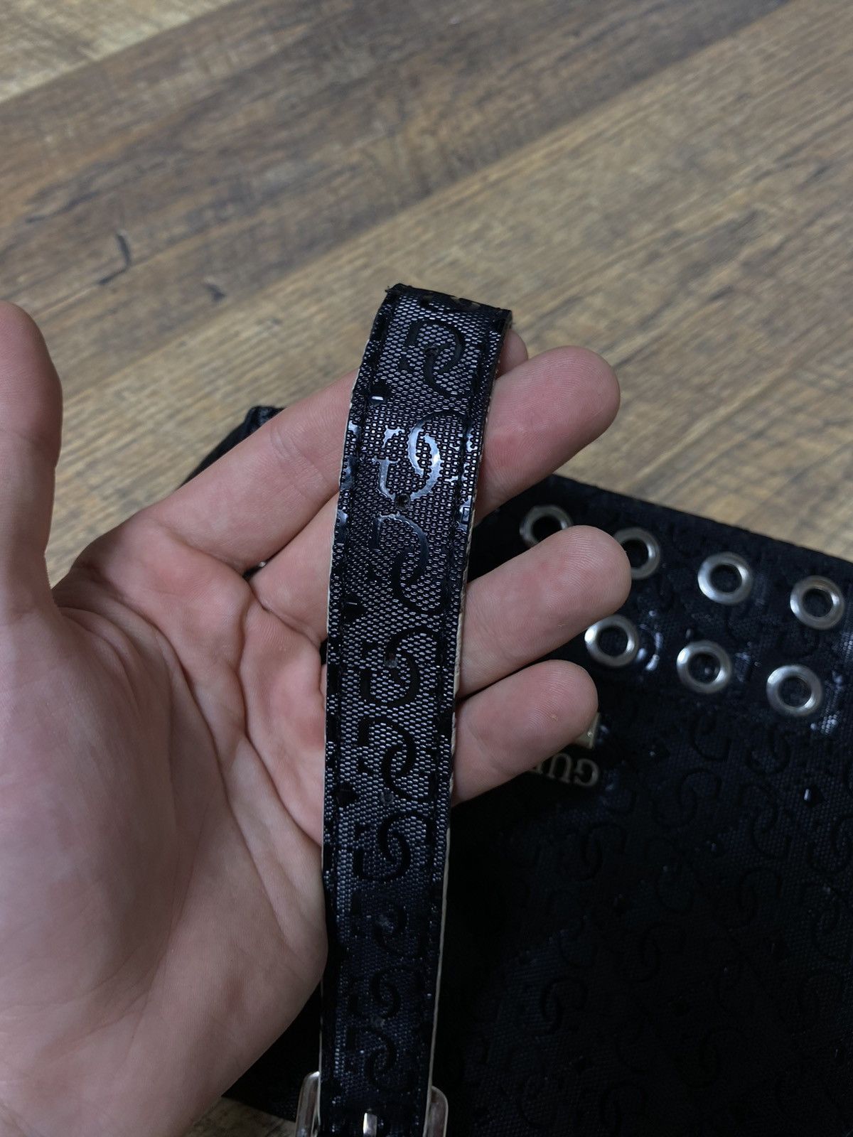 Designer × Guess × Vintage Guess Black Crossbody Bag with Grommets Stylish & Authentic Size ONE SIZE - 10 Thumbnail
