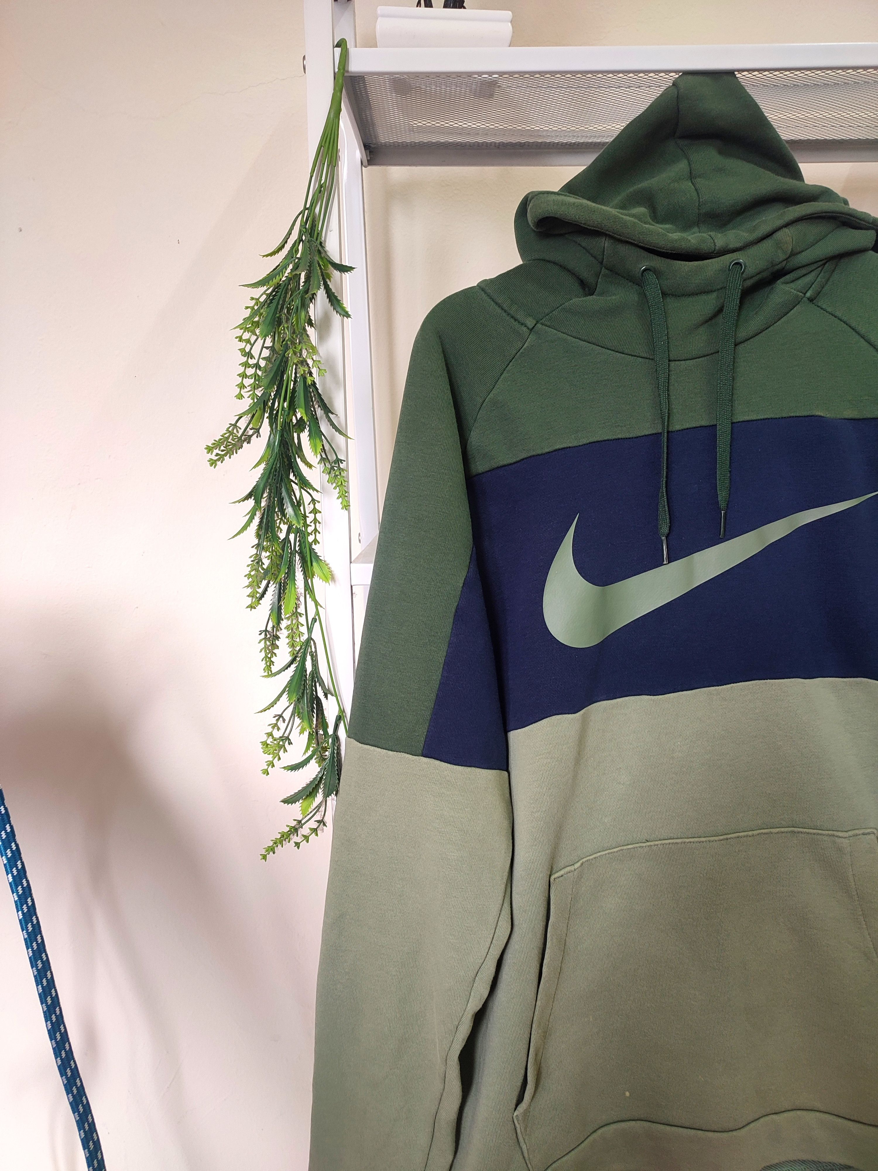 Nike Nike Multi Colour Big Swoosh Hoodies Size US L / EU 52-54 / 3 - 6 Thumbnail