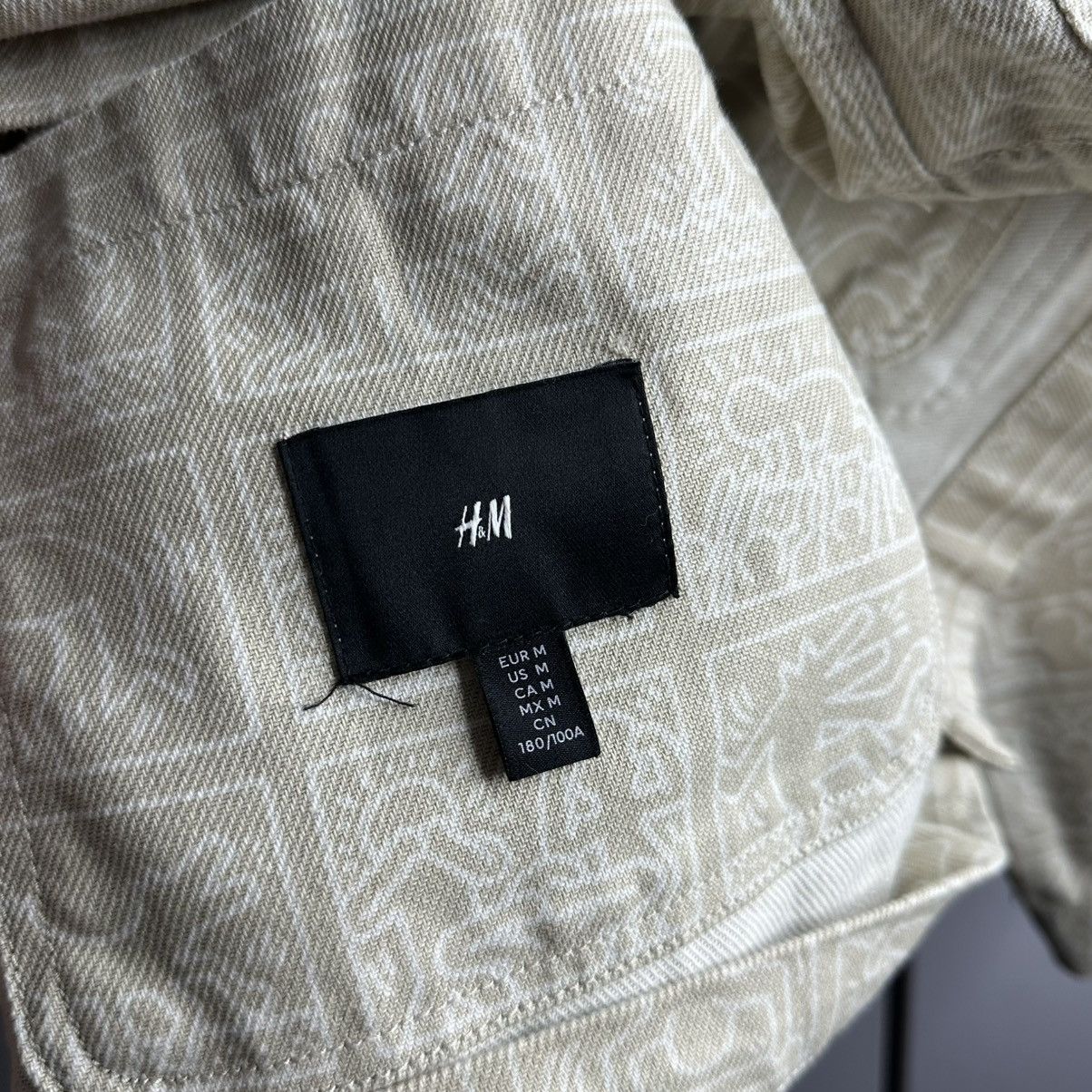 H&M × Keith Haring Keith Haring x H&M Jacket Haring Multilogo Heavy Coach Rare Size US M / EU 48-50 / 2 - 8 Thumbnail