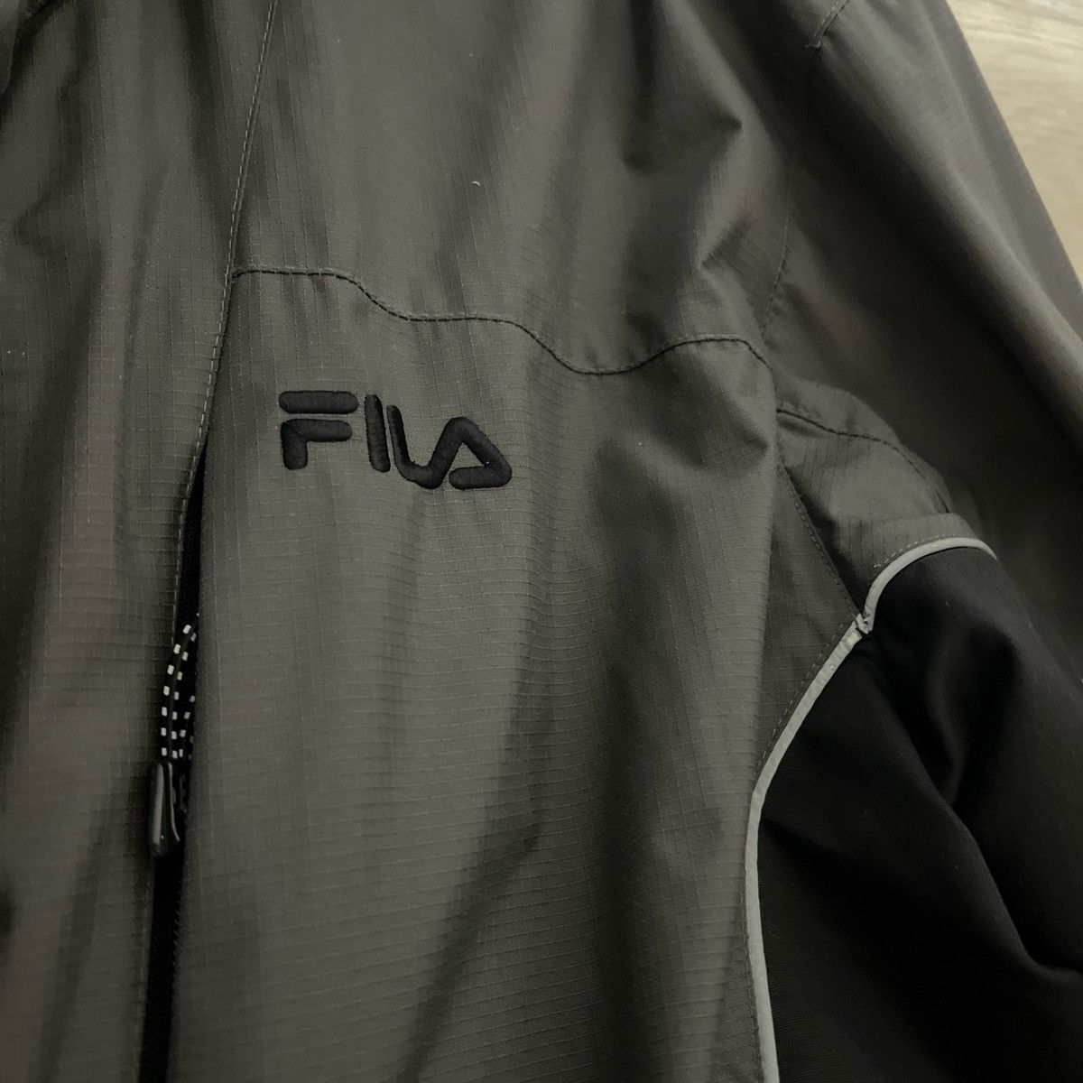 Fila FILA Windbreaker Jacket Size US XXL / EU 58 / 5 - 2 Thumbnail