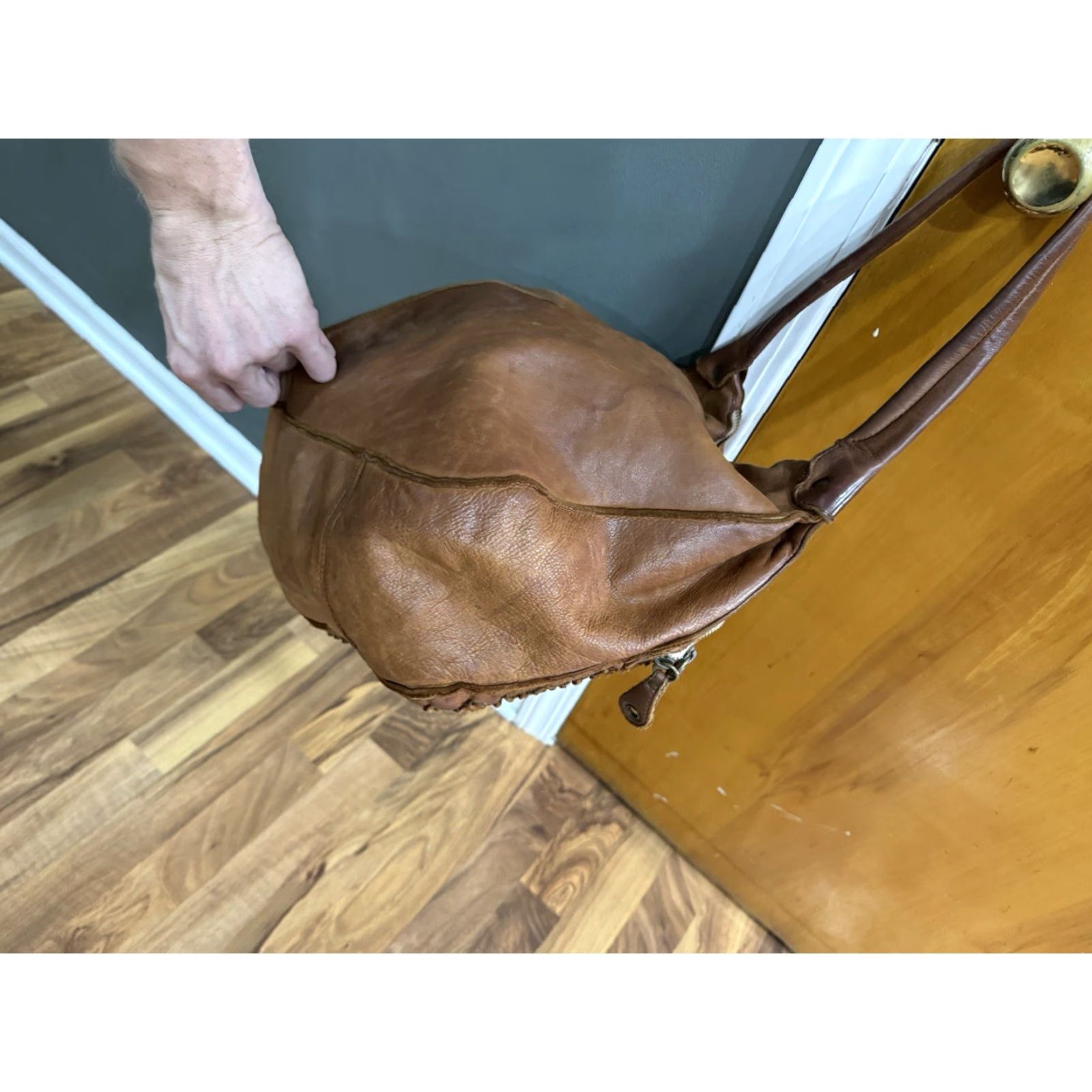 Vintage ERRELLEVENTIDUE brown perforated leather shoulder tote bag extra large Size ONE SIZE - 4 Thumbnail