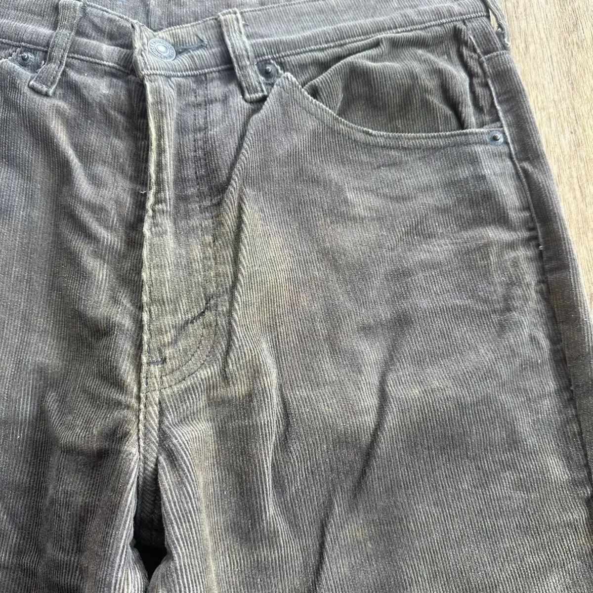 Levi's 90’s Vintage Levi’s 517 FLARE/BOOTCUT Corduroy Madein Japan Size US 31 - 9 Thumbnail