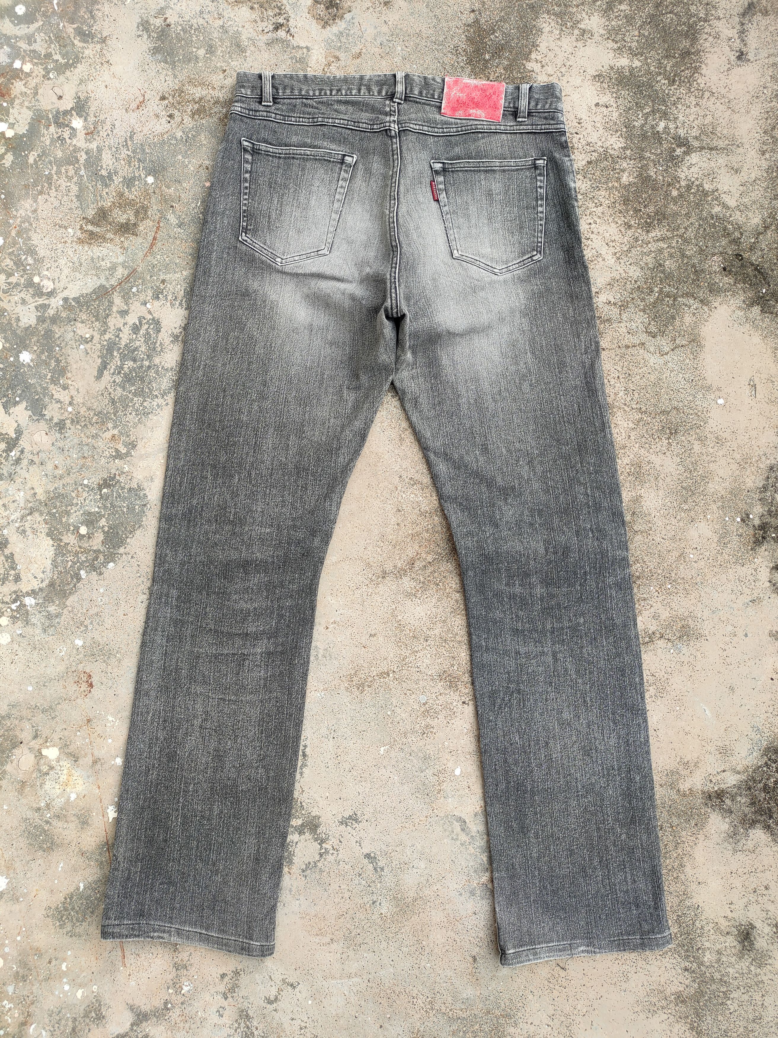 Burberry VINTAGE BURBERRY BLACK LABEL RIPPED DENIM JEANS PANTS Size US 32 / EU 48 - 3 Thumbnail