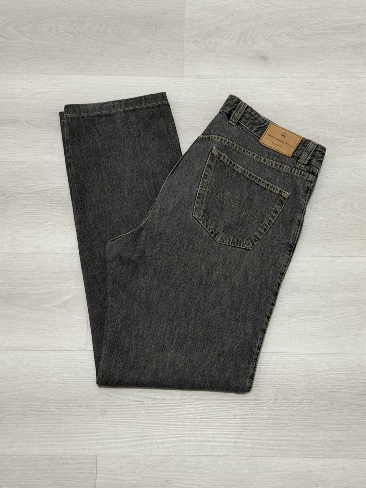 Ermenegildo Zegna Ermenegildo Zegna Straight Leg Jeans Size 36 Made in Italy Size US 36 / EU 52 - 1 Thumbnail