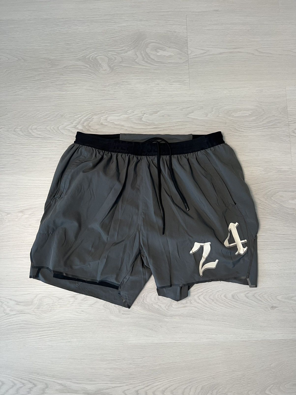 Represent Clo. Represent 24 Workout Shorts Size US 34 / EU 50 - 1 Thumbnail