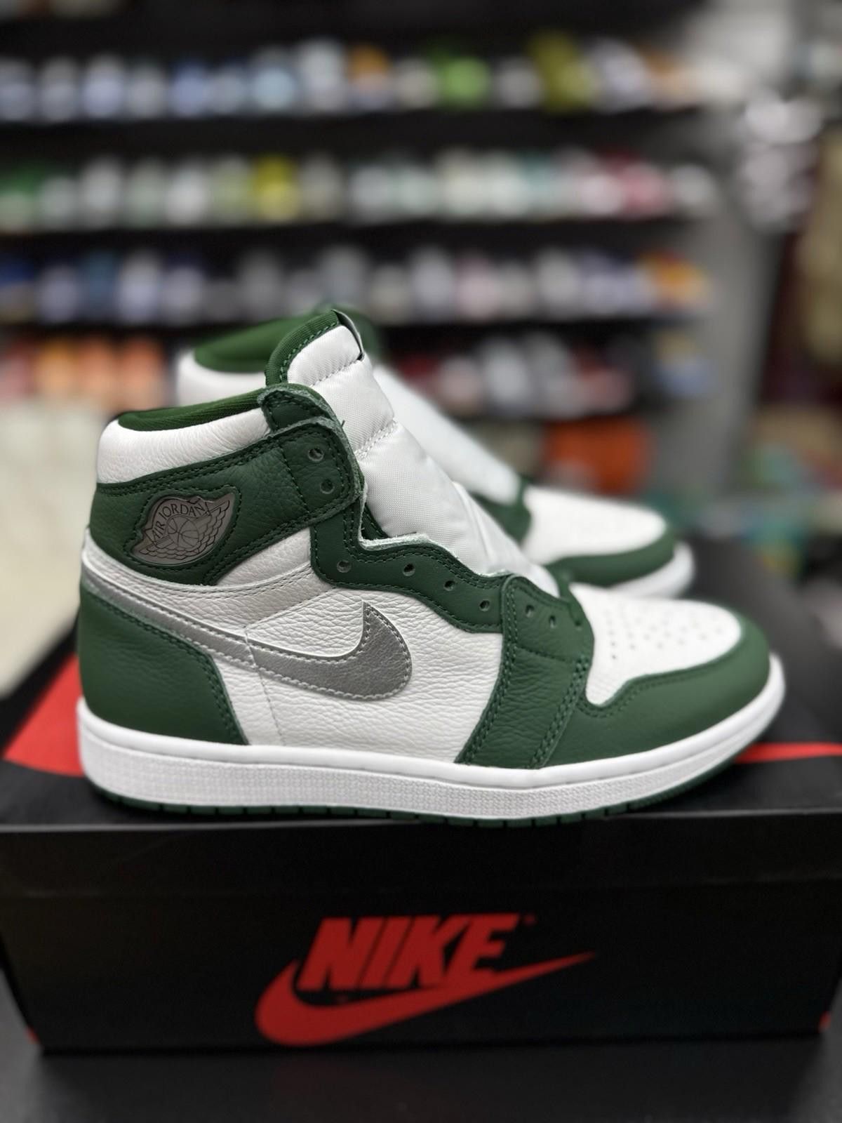 Jordan Brand Air Jordan 1 Retro High Og Gorge Green DZ5485-303 6.5M New Size US 6.5 / EU 39-40 - 1 Thumbnail
