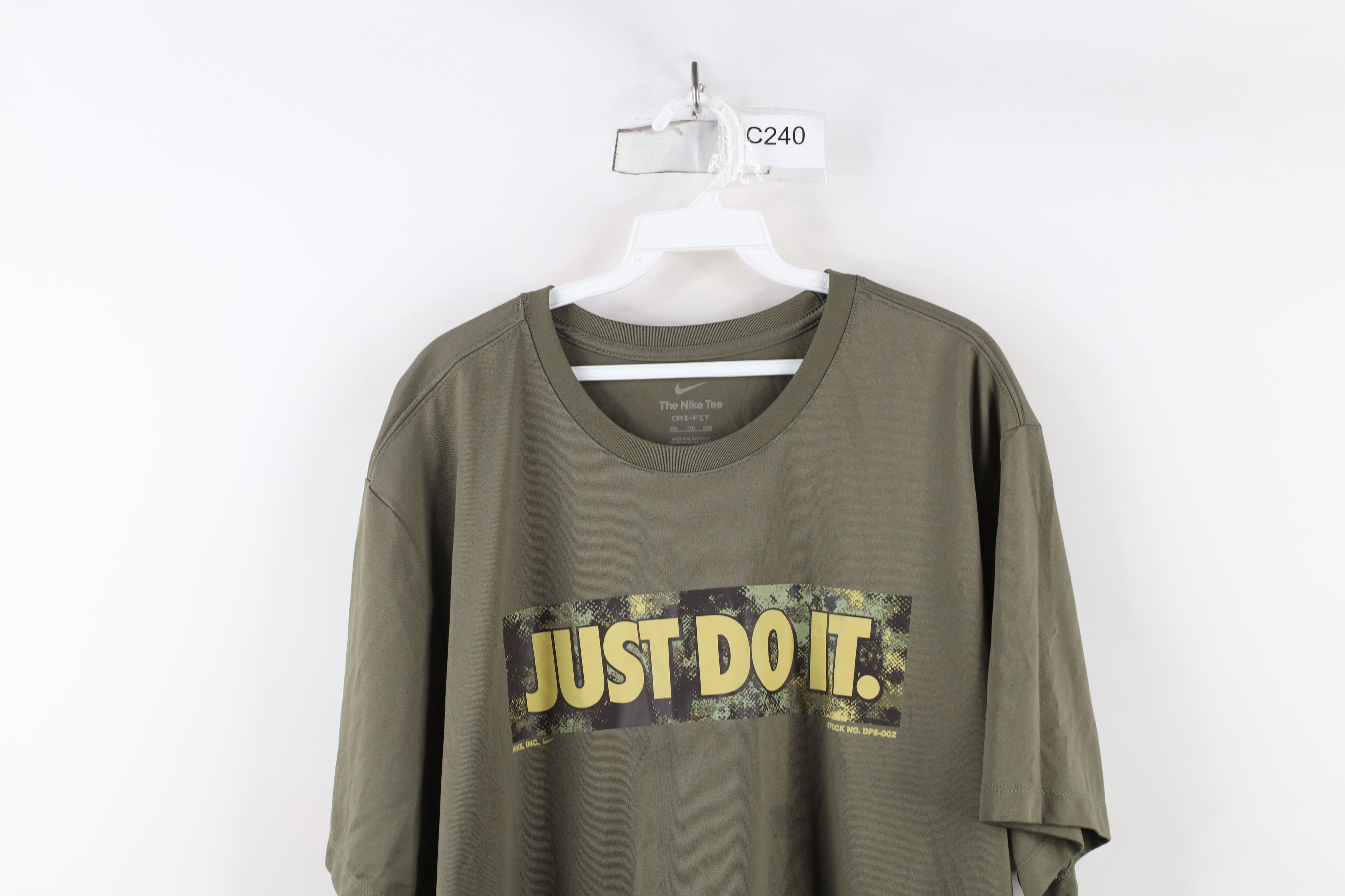 Nike × Vintage Nike Dri-Fit Digi Camouflage Military T-Shirt Army Green Size US XXL / EU 58 / 5 - 2 Thumbnail