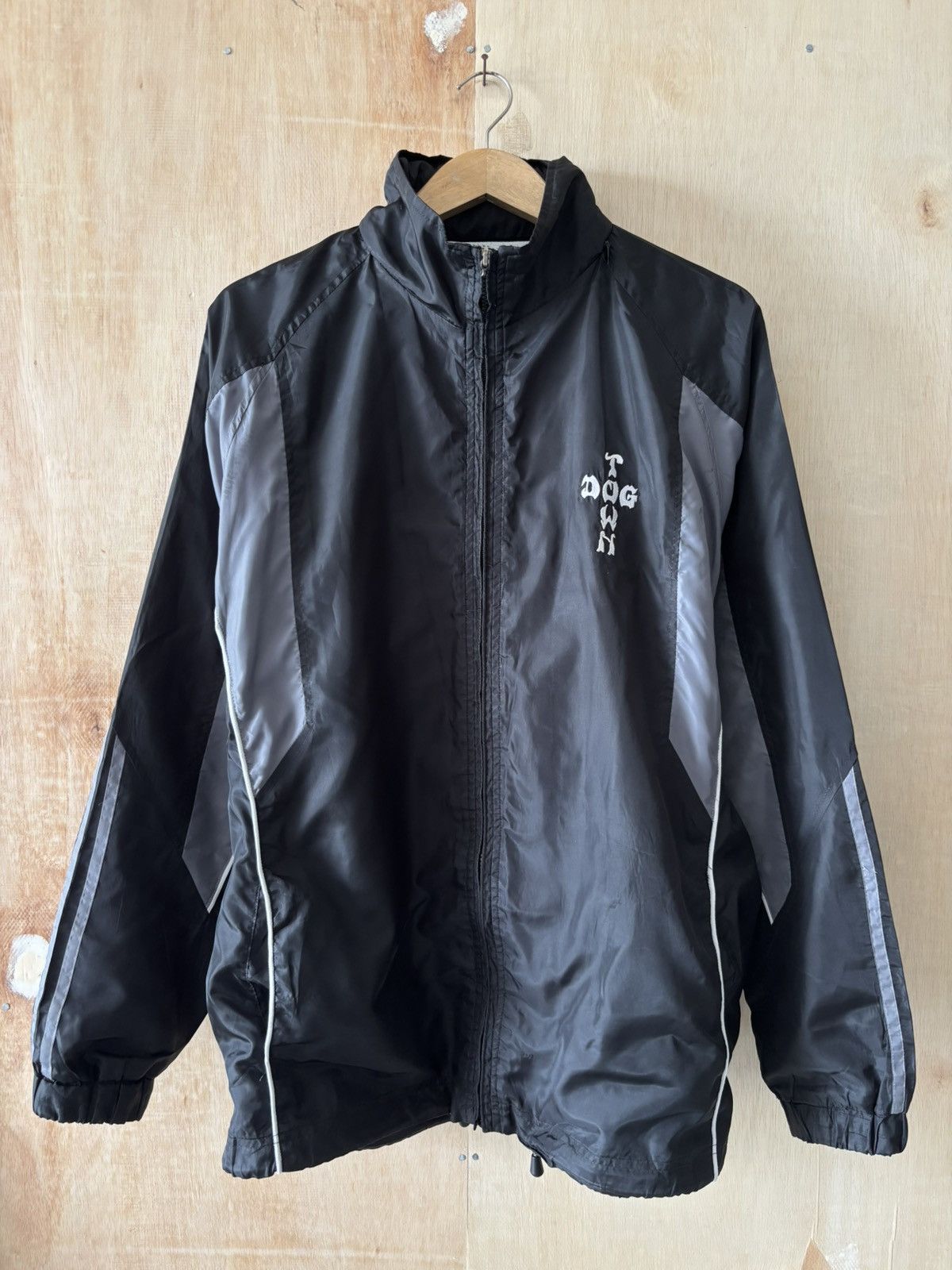 Dogtown Vintage Dogtown Black Dragon Nylon Jacket Size US XL / EU 56 / 4 - 1 Thumbnail