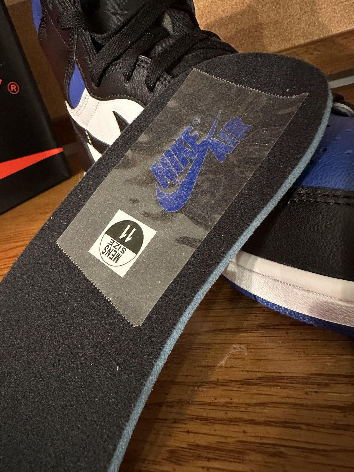 Jordan Brand Jordan 1 Retro High OG Royal Toe Size US 11 / EU 44 - 7 Thumbnail