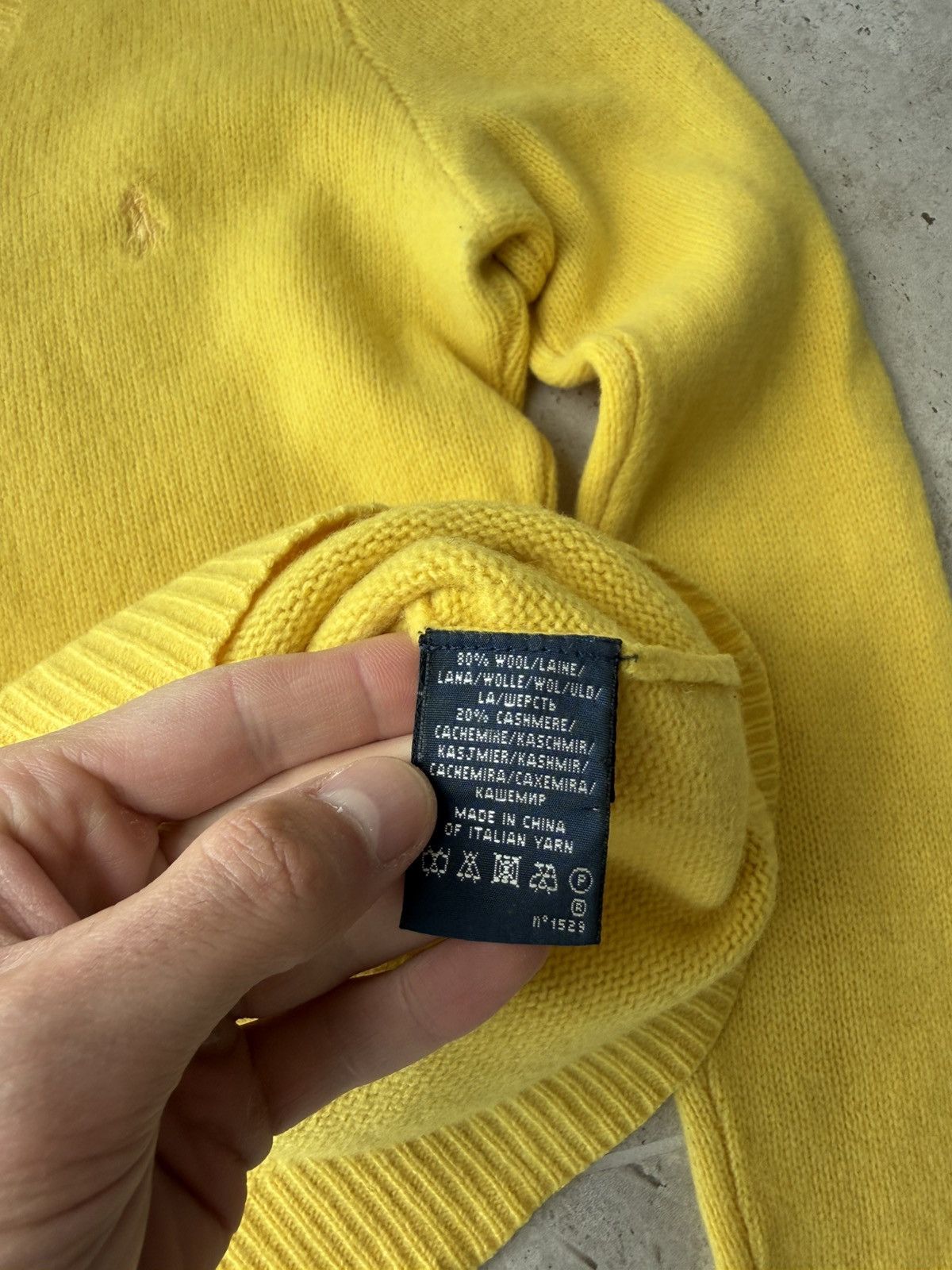 Polo Ralph Lauren Vintage Polo Ralph Lauren V-neck Knit Sweater Jumper Size M / US 6-8 / IT 42-44 - 4 Thumbnail