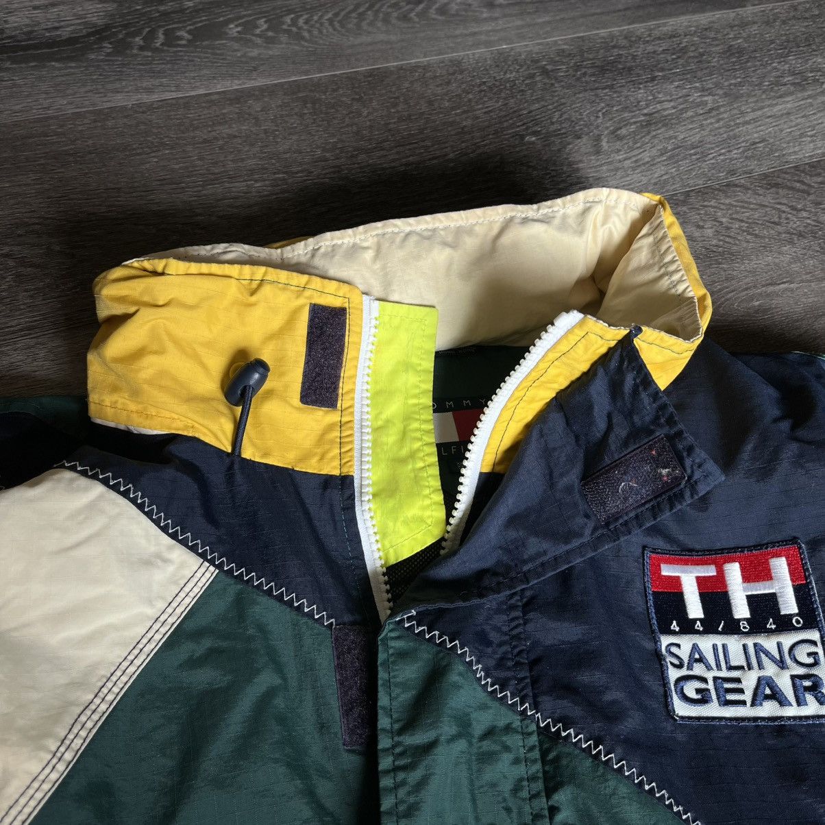 Tommy Hilfiger Vintage 1990s Tommy Hilfiger Sailing Gear Windbreaker Jacket Size US XXL / EU 58 / 5 - 7 Thumbnail