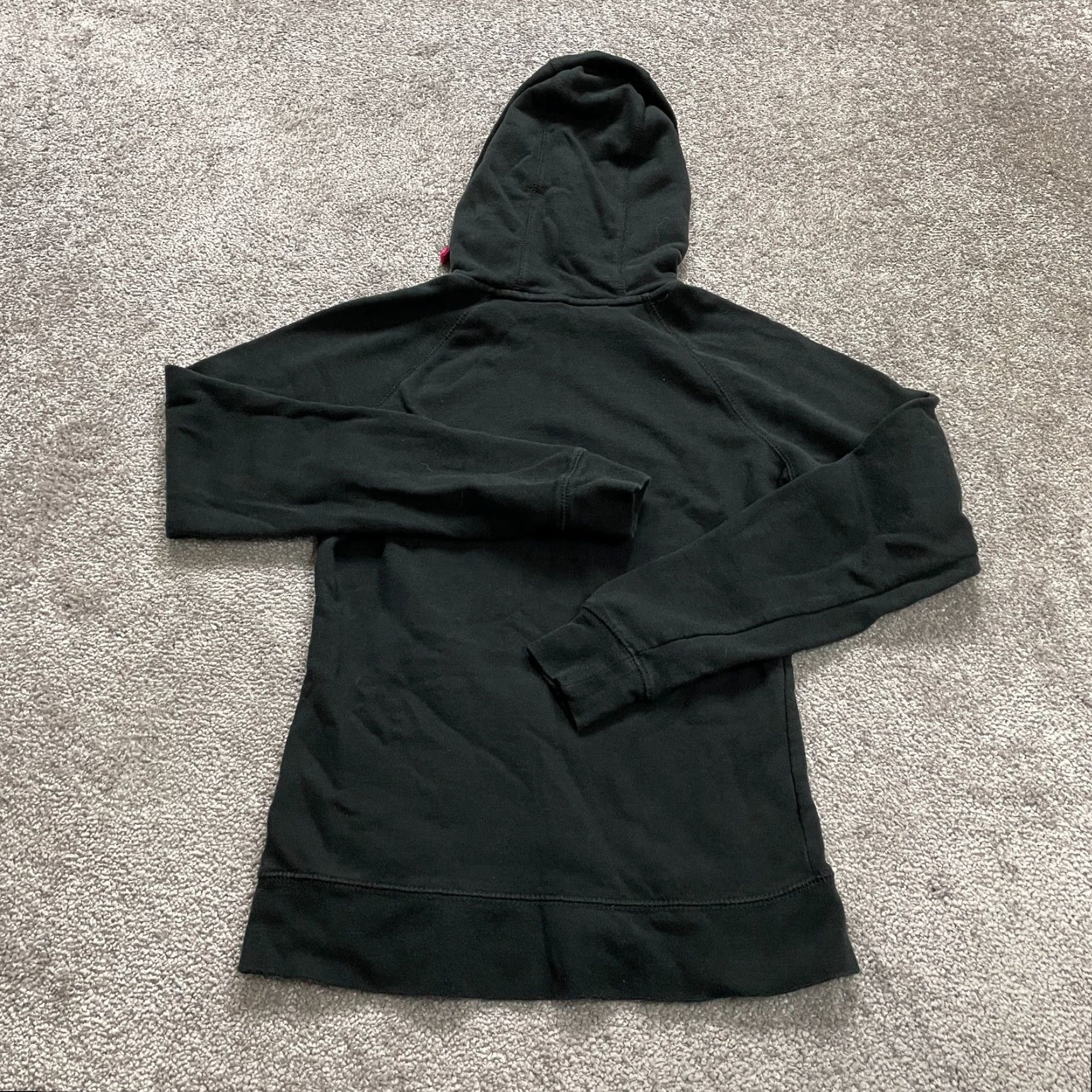 The North Face The North Face Hoodie Sweatshirt Womens Small Black Pink Fleece Graphic Pullover Size S / US 4 / IT 40 - 2 Thumbnail