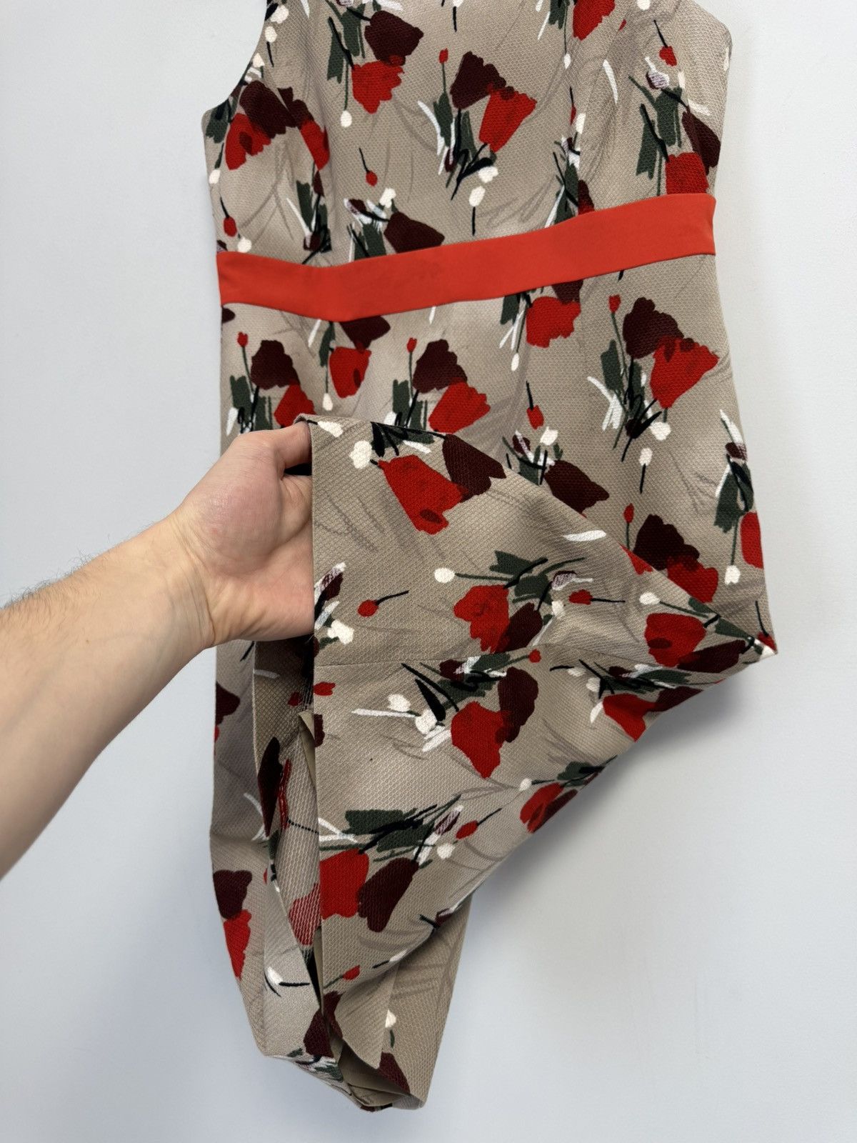 Max Mara Max Mara Sleeveless Floral Dress Beige Red Knee Length Dress Size L / US 10 / IT 46 - 9 Thumbnail