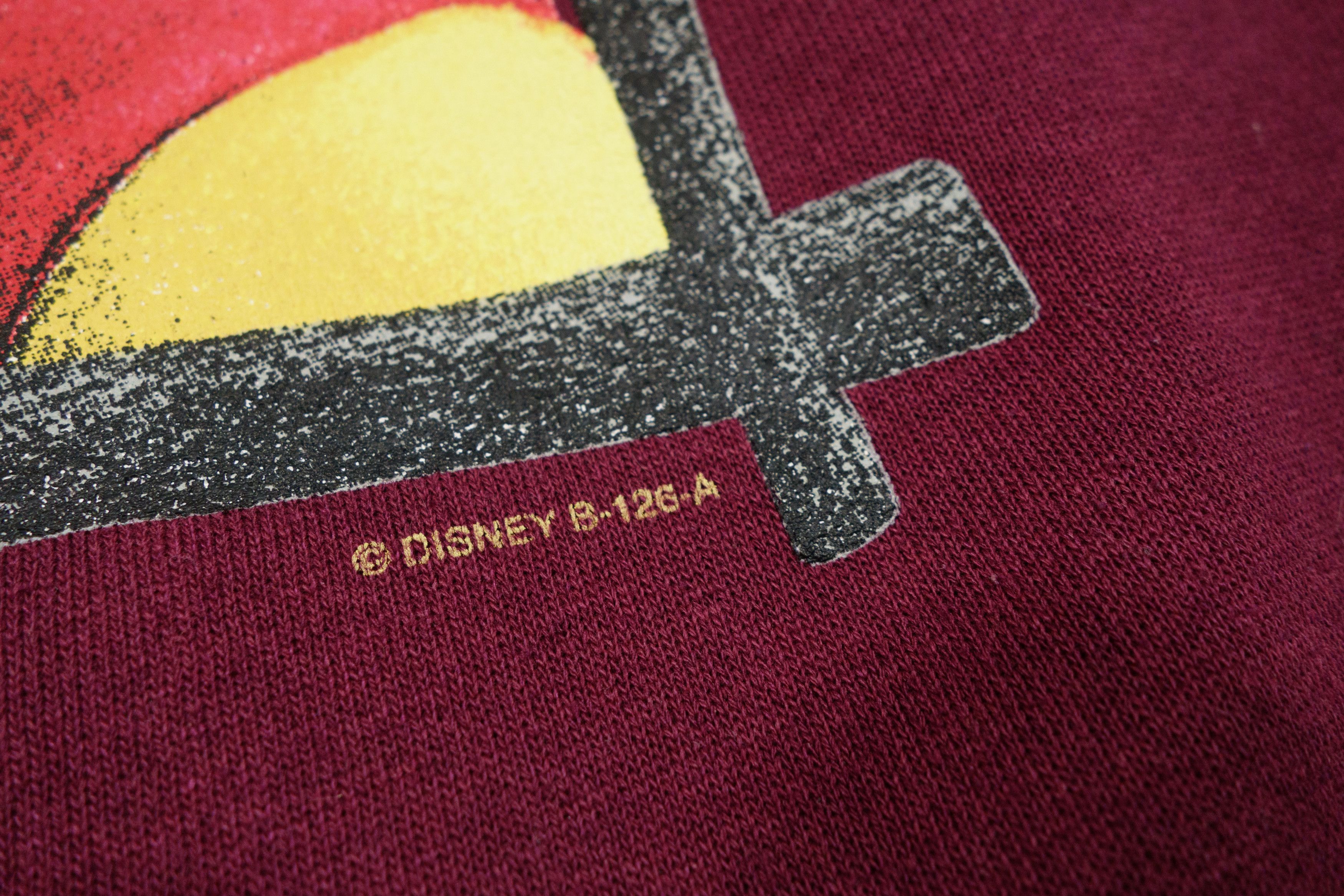 Disney 90s Winnie The Pooh Piglet Friends Forever Made in USA Size US M / EU 48-50 / 2 - 10 Thumbnail