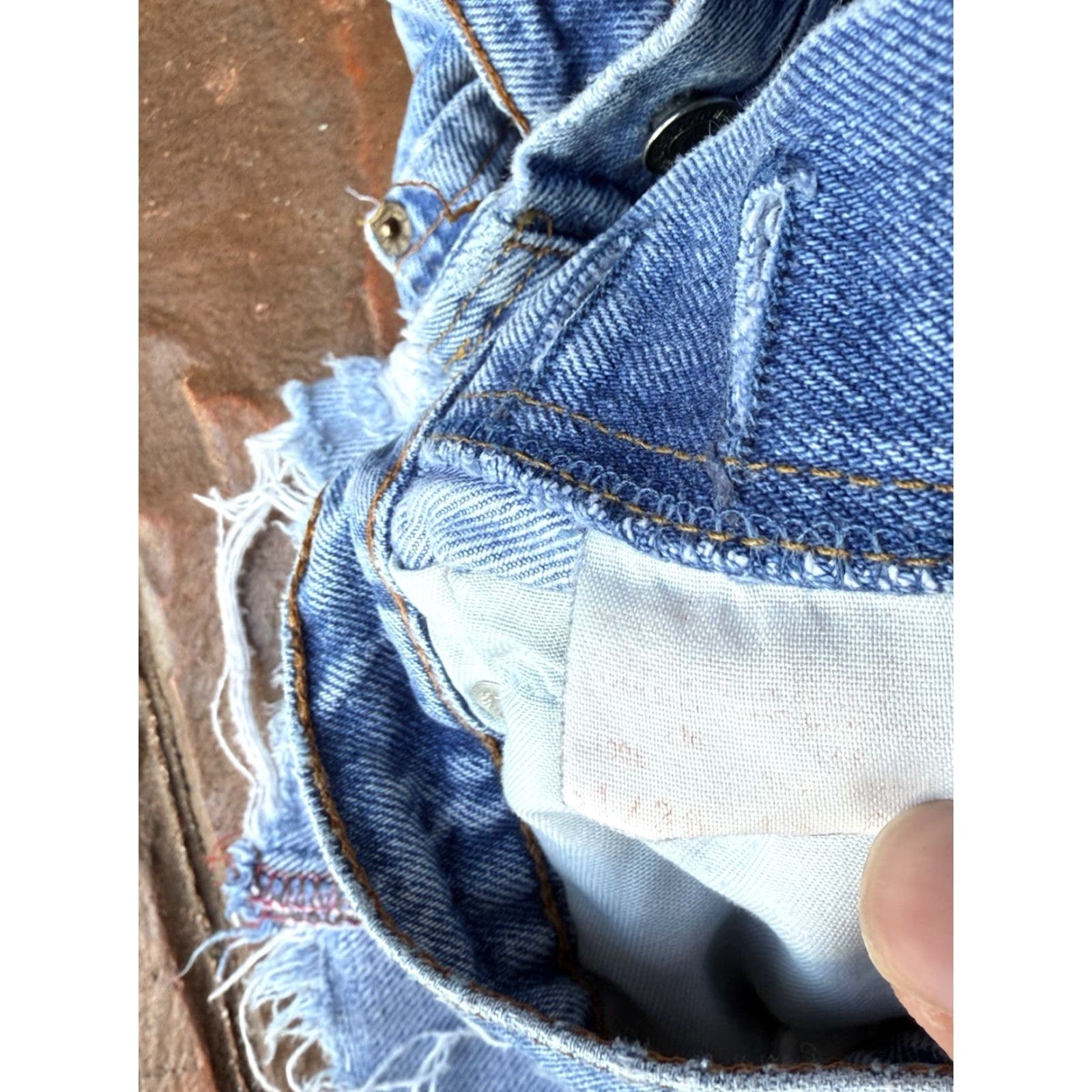 Levi's VINTAGE Levi's 501 Premium Cut Offs Shorts Womens 30 Blue Button Fly Distressed Bermuda Jeans Boys? Size 24" / US 00 / IT 34 - 3 Thumbnail