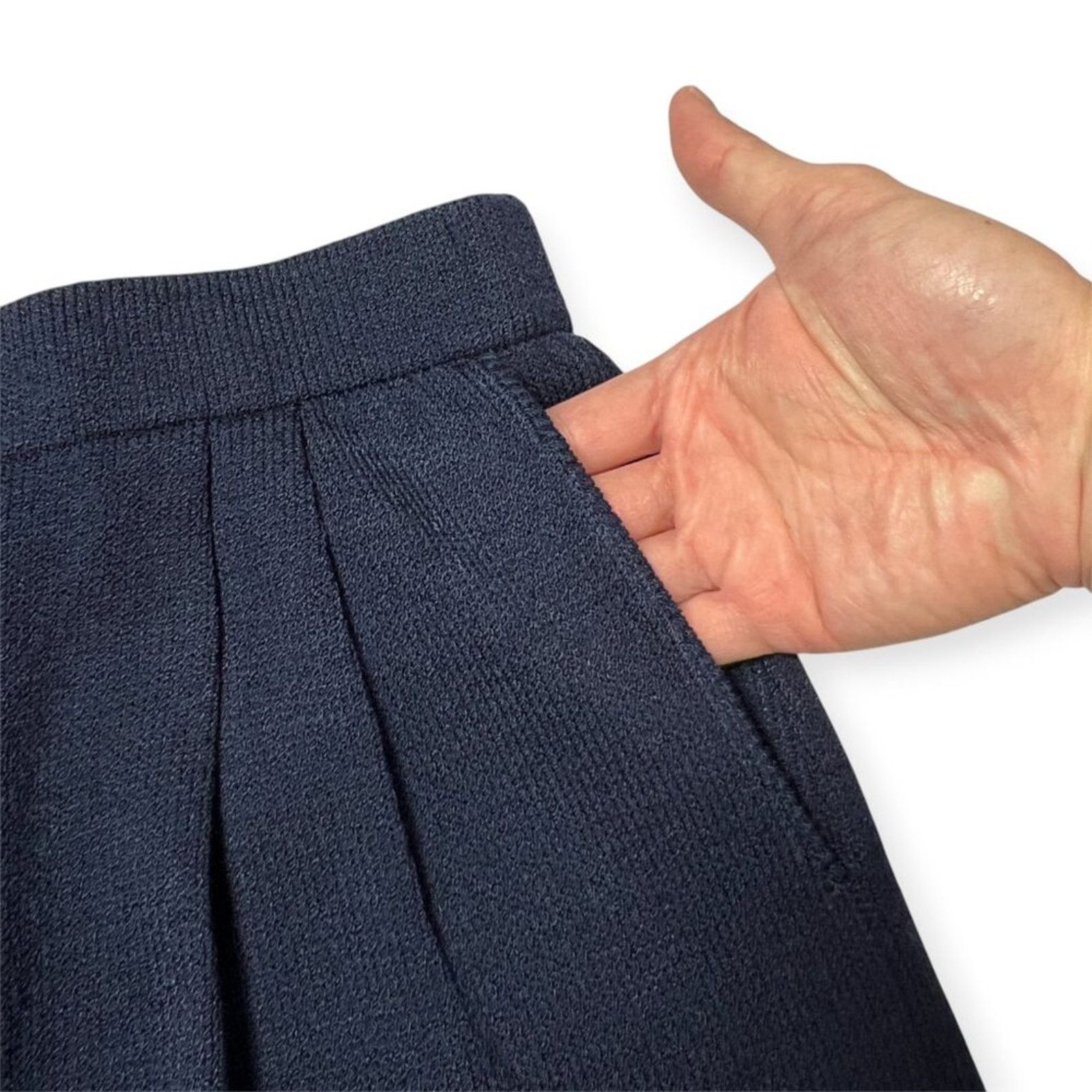 Other St John Santana Knit Pants Size 8 Navy Pleated Luxe Pull On Size 30" / US 8 / IT 44 - 5 Thumbnail