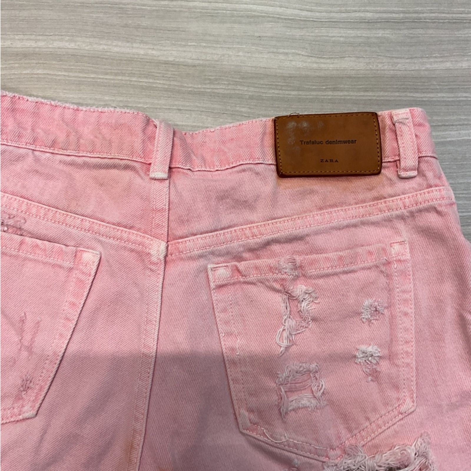 Zara Zara Distressed Frayed Pink Shorts Size 28" / US 6 / IT 42 - 4 Thumbnail