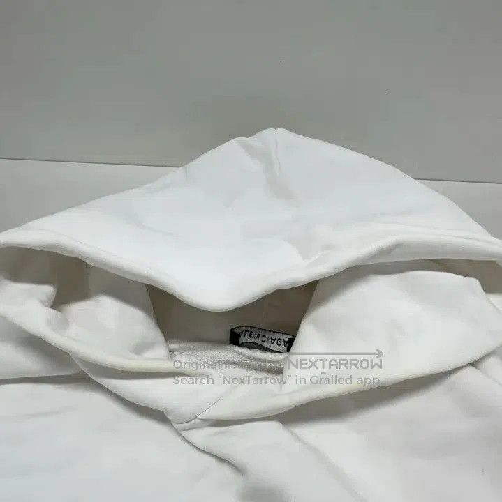 Balenciaga Balenciaga White Long Sleeve Hoodie with Prints. Size US M / EU 48-50 / 2 - 2 Thumbnail
