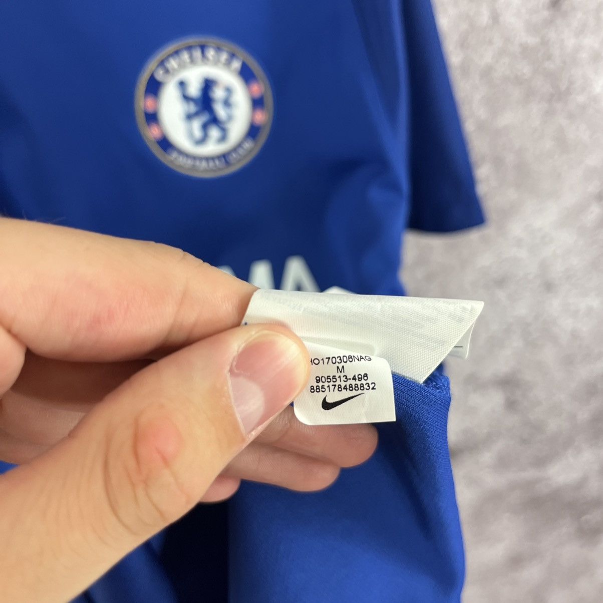 Chelsea Soccer × Nike Nike Chelsea Soccer Team 2016/2017 Home Jersey Size M Size US M / EU 48-50 / 2 - 13 Thumbnail