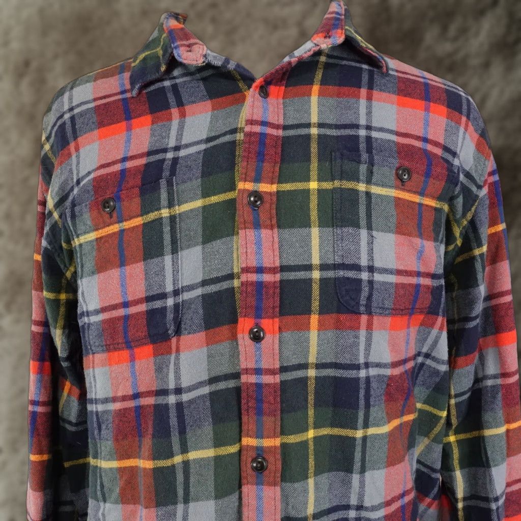Gap VINTAGE Gap Men's Shirt Long Sleeve Flannel Plaid Button Up Casual Fall Winter Size XXL Size US XXL / EU 58 / 5 - 1 Thumbnail