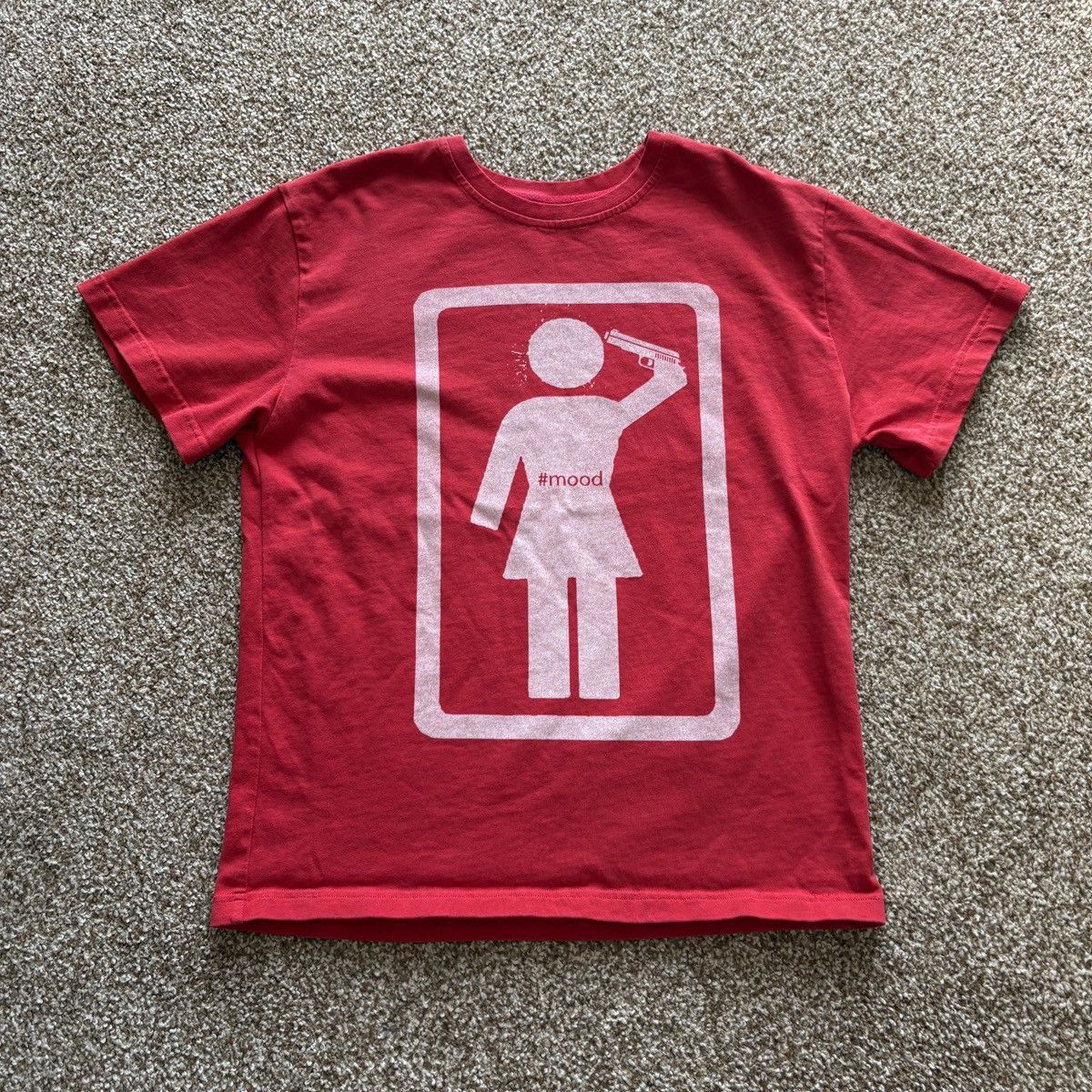 Other dRoland miller v3 #mood tee red graphic tee Size US L / EU 52-54 / 3 - 5 Thumbnail