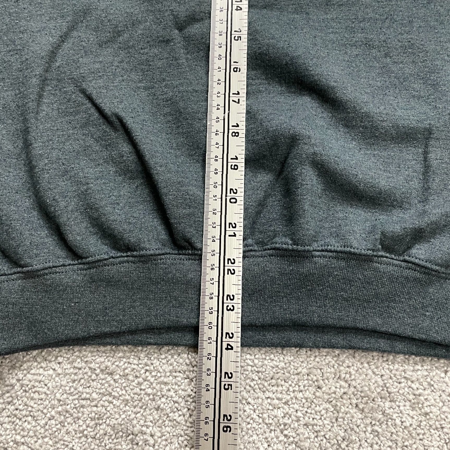 Gildan Gildan Sweatshirt Heavy Blend Mens Medium Gray Feet First Outdoors Logo Crew Size US M / EU 48-50 / 2 - 7 Thumbnail