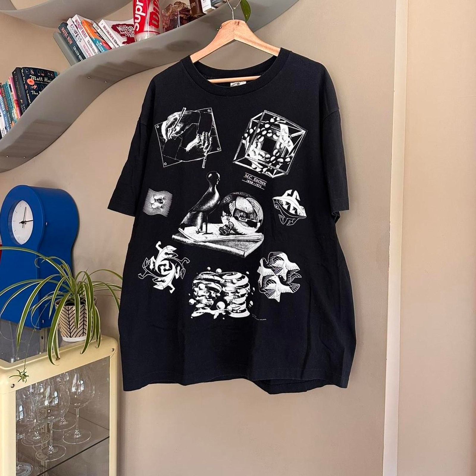 Vintage Vintage 1990s MC Escher AOP Art Shirt Size US XL / EU 56 / 4 - 1 Thumbnail