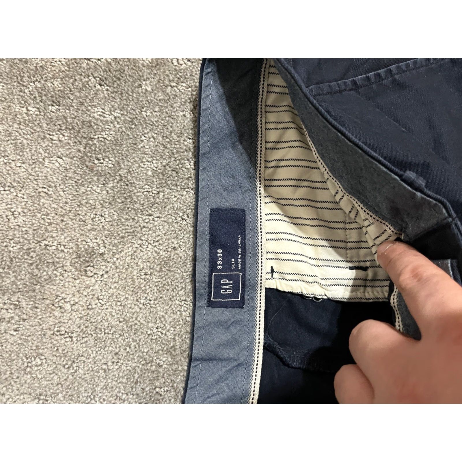 Gap Gap Slim Chino Pants Men 33x30 Navy Blue Solid Khakis Casual Flat Front Zipper Slimming Cotton 30 In Inseam Regular Style Pants VINTAGE No Size US 33 - 5 Thumbnail
