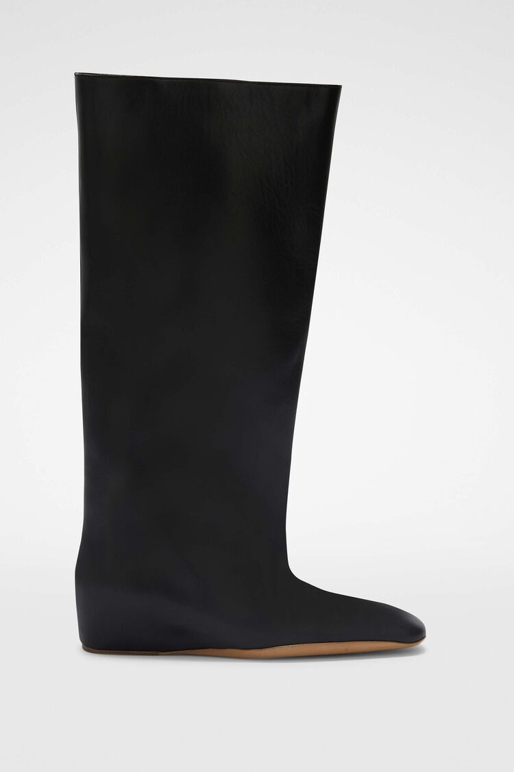 o1w1db10825 Knee Boots in Black