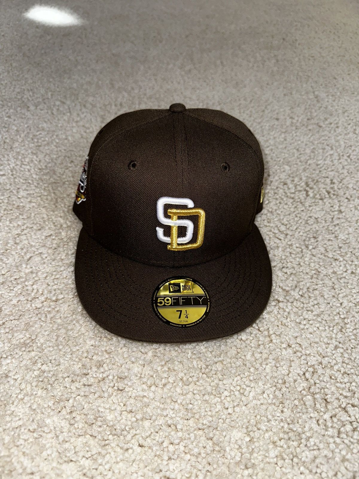 image of New Era San Diego Padres Sd Hawaii Exclusive 7 1/4 in Black, Men's