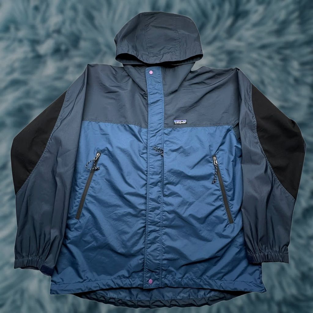 Patagonia VINTAGE Patagonia Jacket Mens Large Blue Polyester Hooded Zip Essenshell 83661 Size US L / EU 52-54 / 3 - 1 Thumbnail