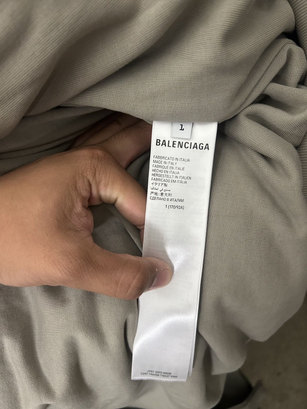 Balenciaga Balenciaga Beige All in one Bomber Size US M / EU 48-50 / 2 - 6 Thumbnail