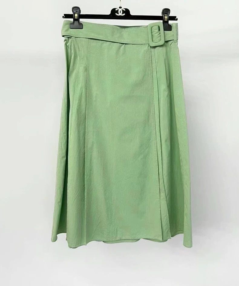 Loro Piana LORO PIANA Green half-length skirt Size 27" / US 4 / IT 40 - 1 Thumbnail