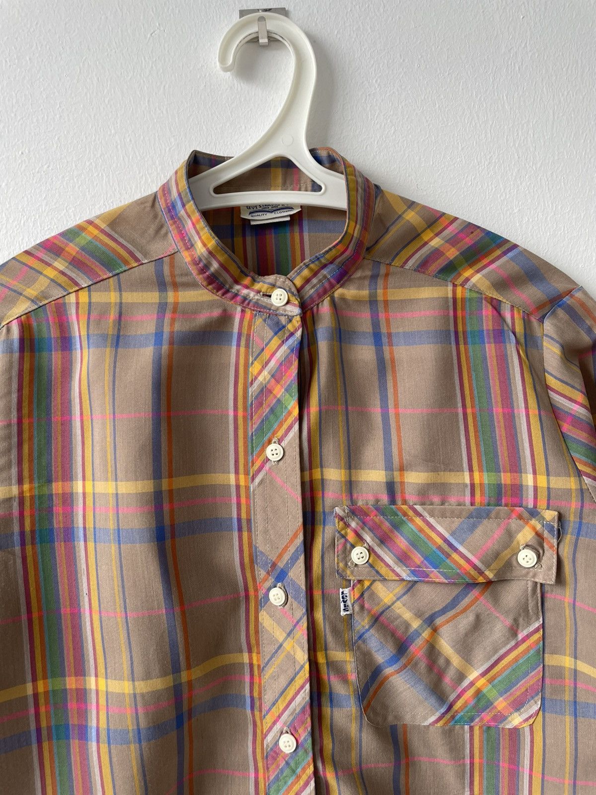Levi's 1960s Vintage Levi’s Women’s Band collar plaid shirt Size S / US 4 / IT 40 - 2 Thumbnail