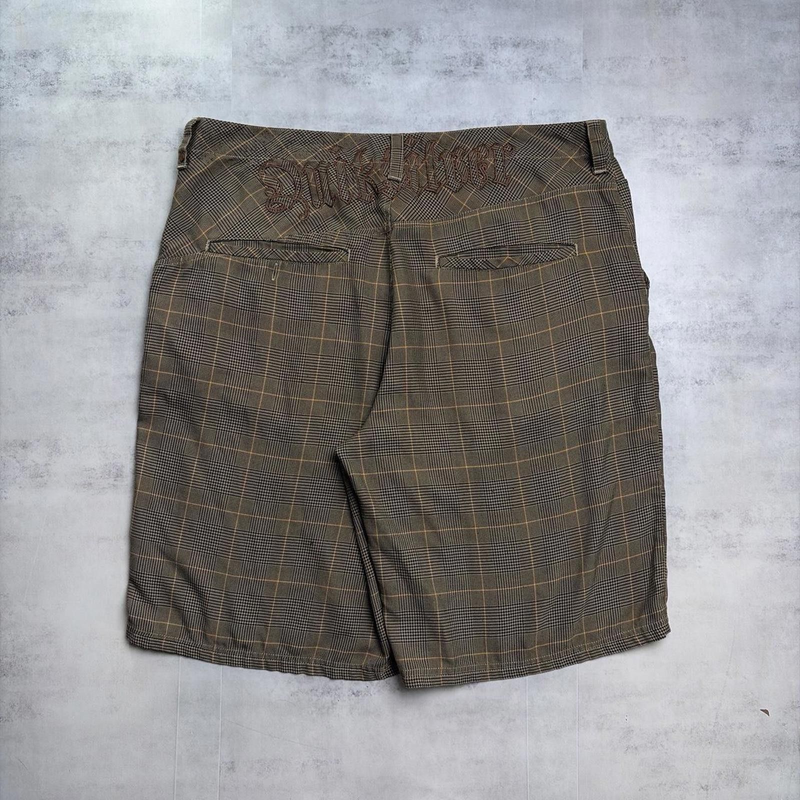 Quiksilver Y2K Brown Quiksilver Surf Grunge Gothic Baggy Skater Shorts Size US 40 / EU 56 - 1 Thumbnail