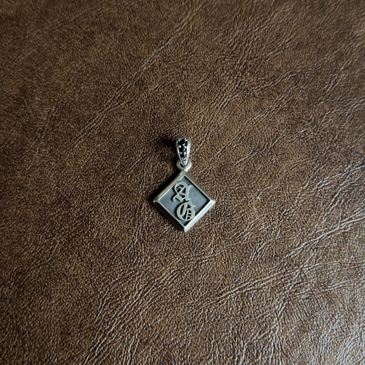 A&G Rock By Amal Guessous Black Diamond 925 Silver Engraved Pendant Size ONE SIZE - 1 Thumbnail