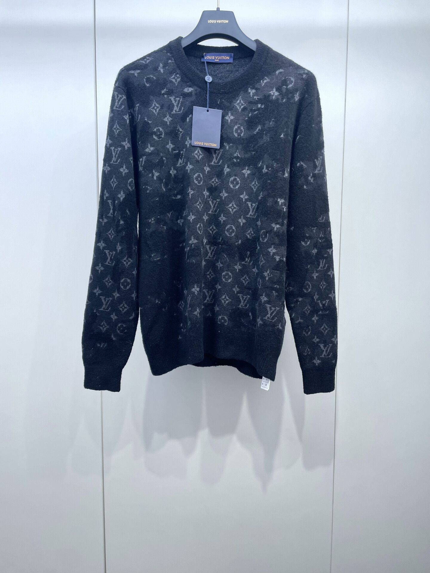 Louis Vuitton LV Black Camouflage Jacquard Sweater Size US XL / EU 56 / 4 - 1 Thumbnail