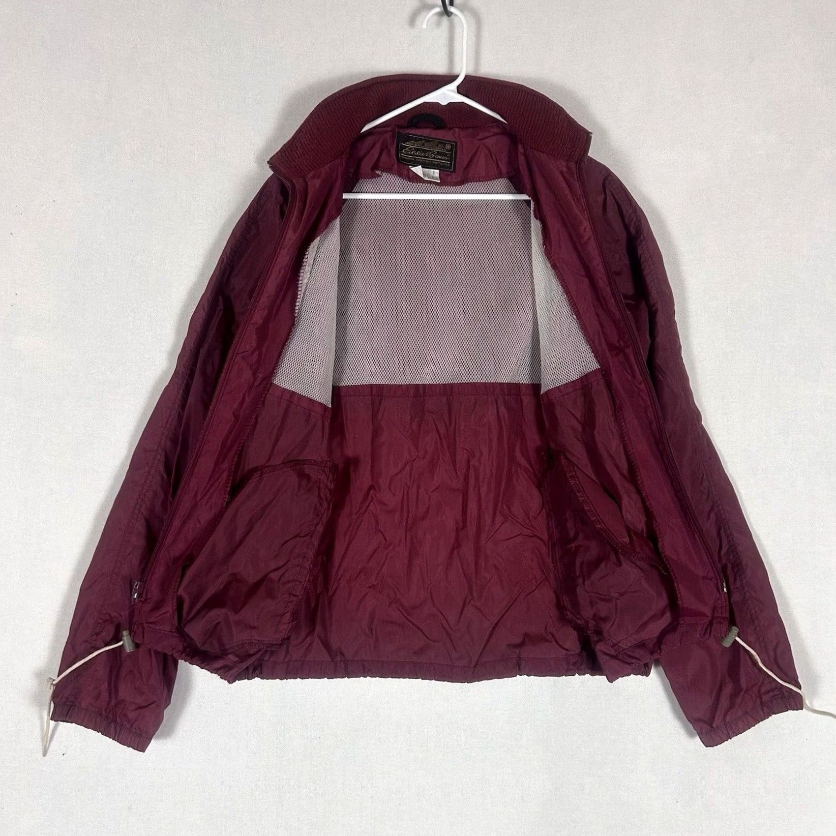 Eddie Bauer VINTAGE Eddie Bauer Windbreaker Jacket Mens Small Red Nylon Hooded Packable 90s Size US S / EU 44-46 / 1 - 4 Thumbnail