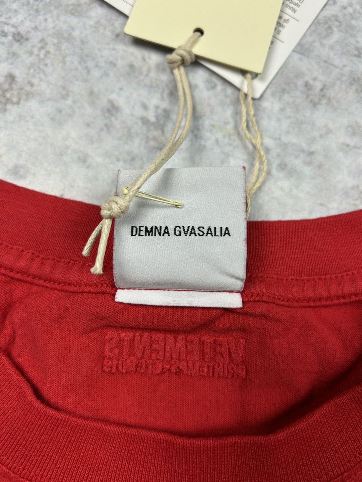 Vetements *RARE 2019* Vetements Red Cartoon T-Shirt M Size US M / EU 48-50 / 2 - 7 Thumbnail