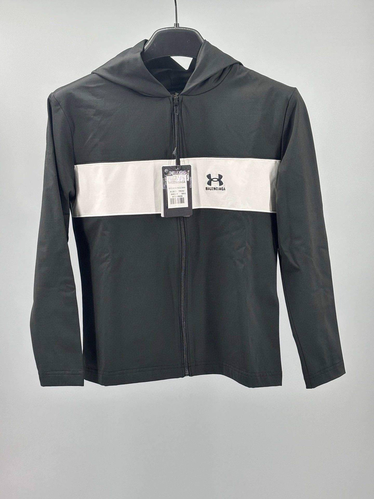 Balenciaga Balenciaga Black Slim Fit Sports Cardigan Size US M / EU 48-50 / 2 - 1 Thumbnail