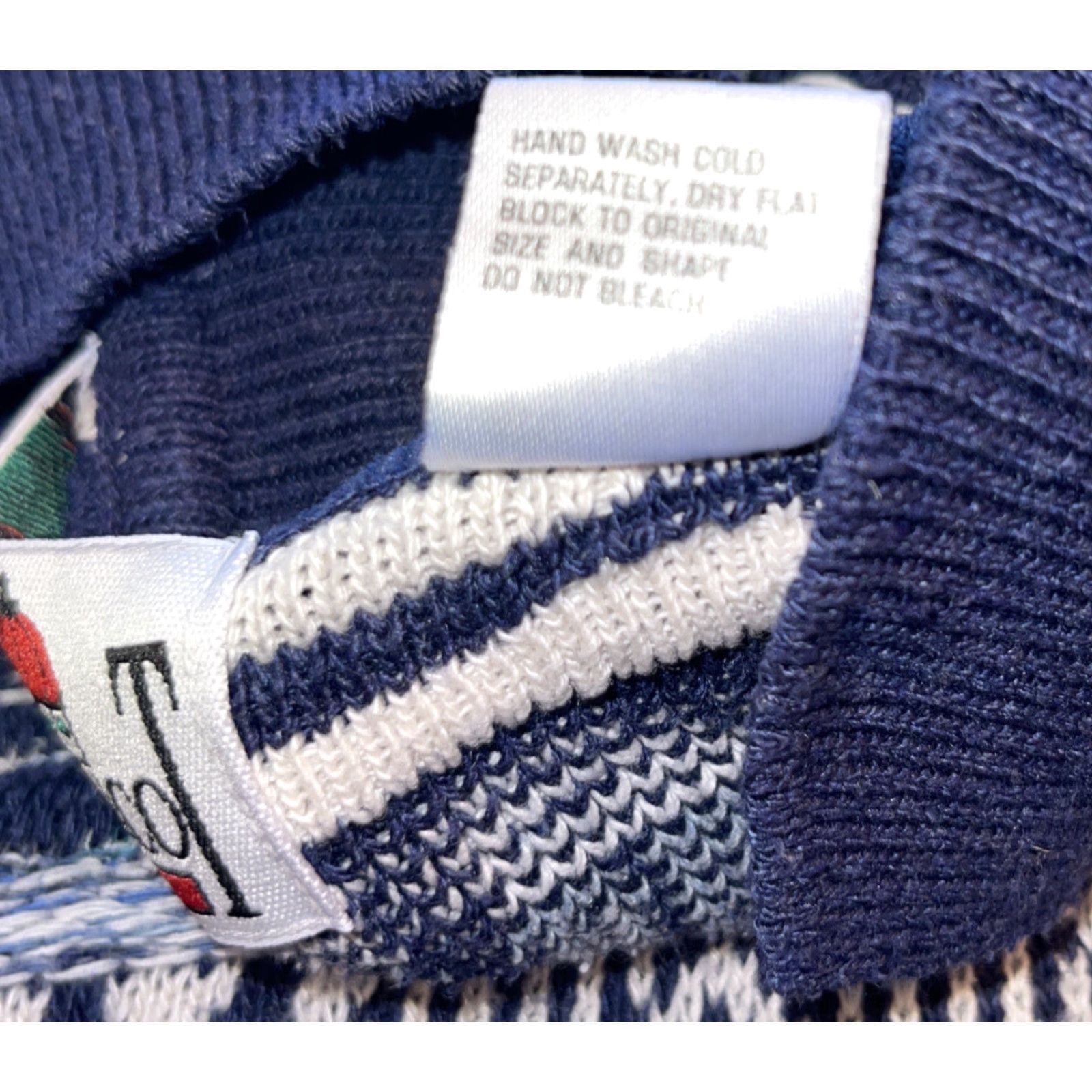 Vintage VINTAGE Florence Tricot Sweater Shirt Mens 2XL Blue White Gray Striped Collared 3D Textured Pullover Knit 90s Hip Hop Size US XXL / EU 58 / 5 - 6 Thumbnail