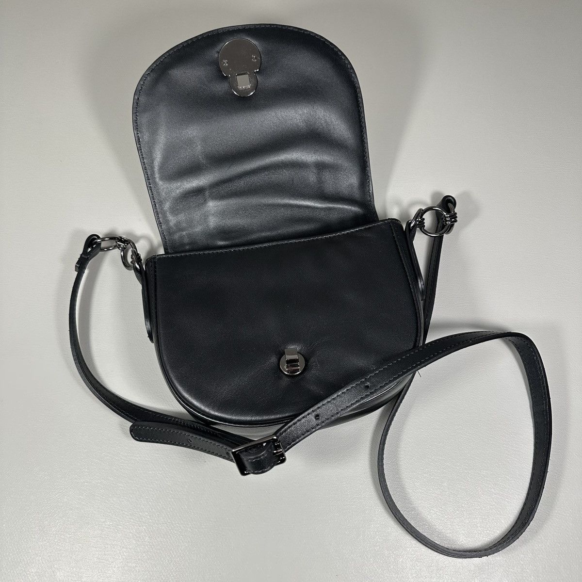 Longchamp Longchamp Small Leather Flap Convertible Shoulder Bag Size ONE SIZE - 7 Thumbnail